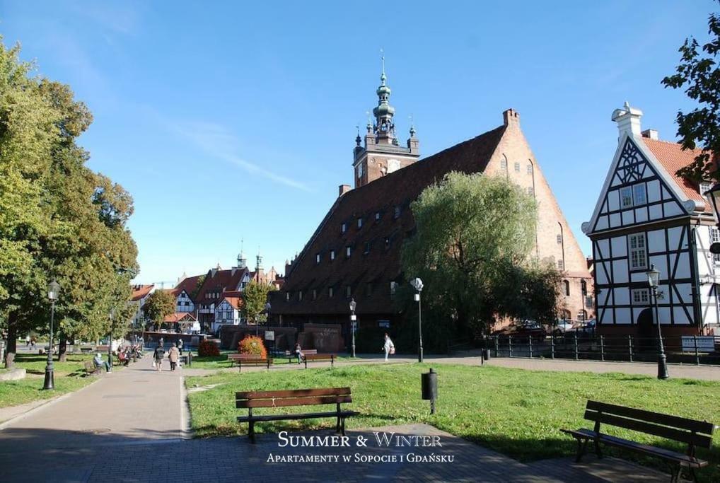 Family Luxury Green Apartment 1-6, 2 Sypialnie I Studio, 52 M2 Gdansk Exterior photo